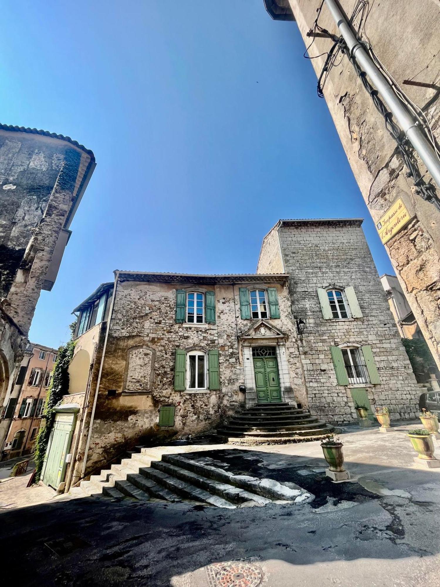 La Tour De Pezene Bed & Breakfast Anduze Exterior photo